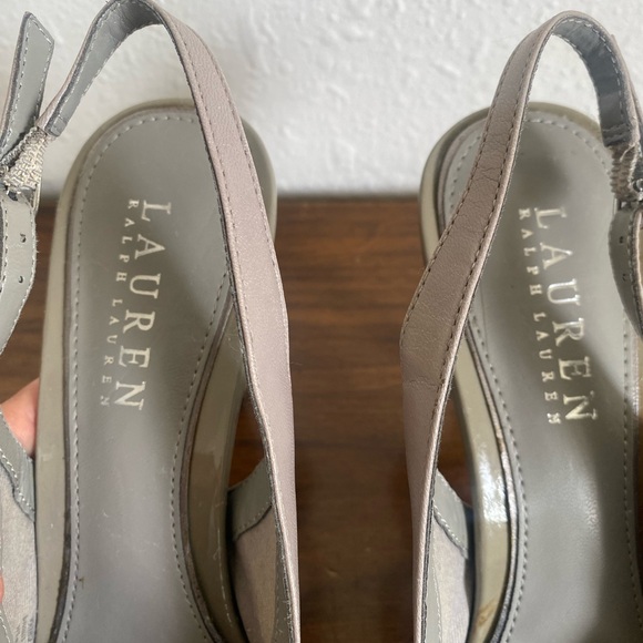 Ralph Lauren Gray Sling Back Heels Size 8 - Picture 3 of 6